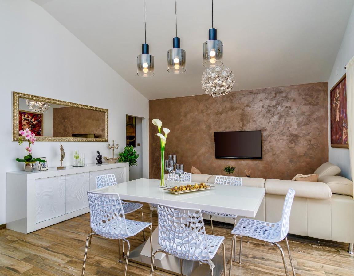 Sea Sparkle 2 Luxury Apartment Split Exterior foto